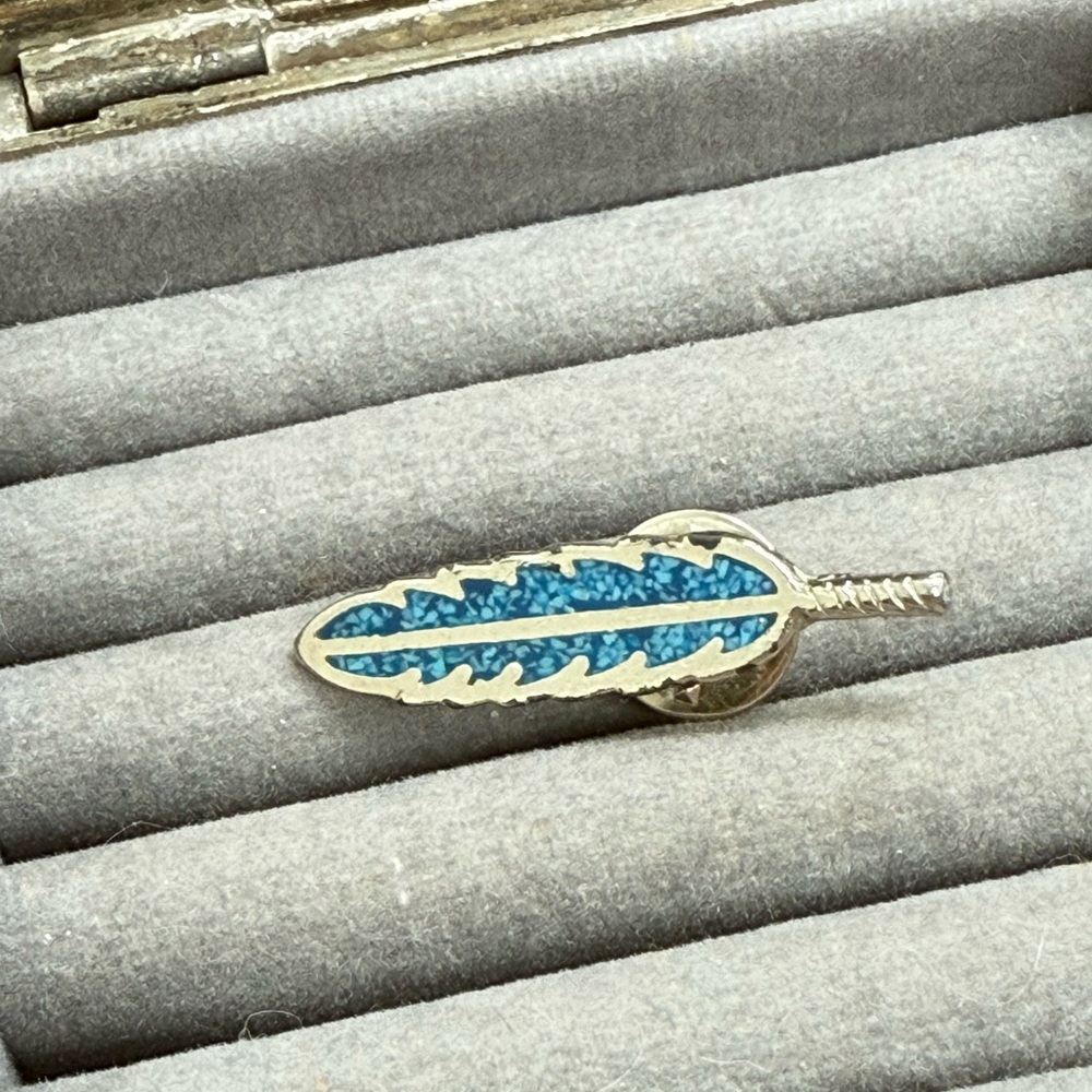 Vintage Turquoise Inlay Silver Tone Feather Tack Pin